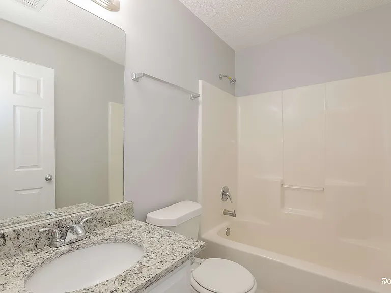 1303 Princess Dr — Photo 12