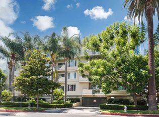 117 N Gale Dr APT 403, Beverly Hills, CA 90211