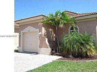 982 NE 37th Pl, Homestead, FL 33033