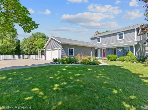 895 Ohio St, Marysville, MI 48040