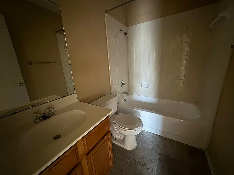 1601 Cedarhill Dr — Photo 8