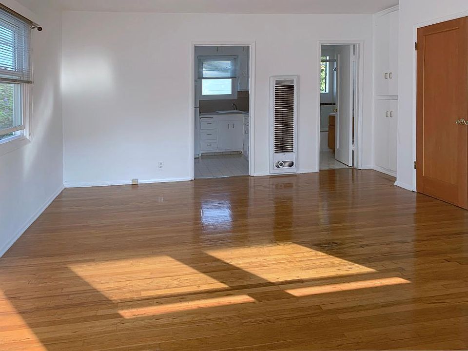 1st image of 723 Raymond Ave #A