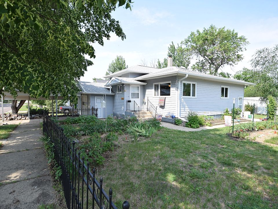 211 3rd Ave W, Sisseton, SD 57262 MLS 11182117 Zillow