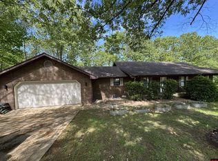 961 Pebblecreek Dr, Mountain Home, AR 72653