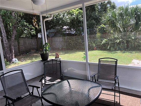 2nd image of 2334 Margaret St