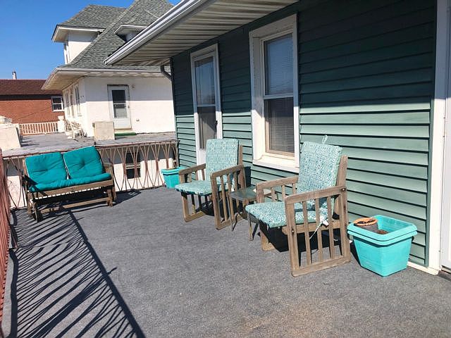 1st image of 134 Beach 123 St