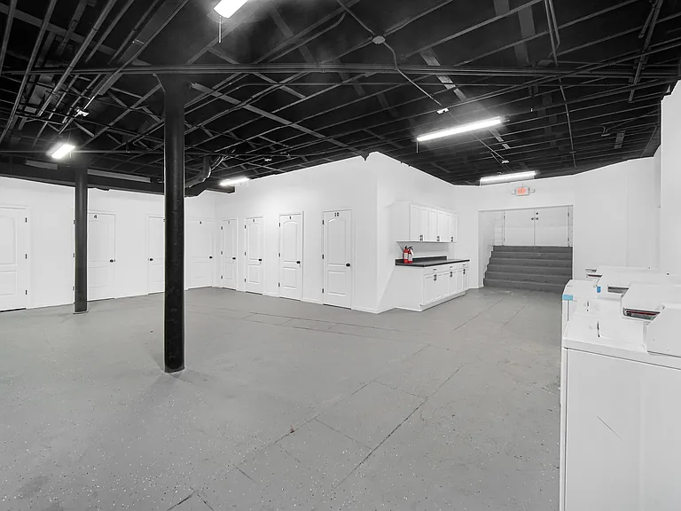 215 East St #3 — Photo 9
