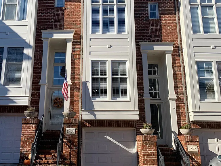 4848 S Hill View Dr — Photo 1