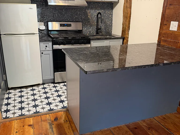 338 Libertyville Rd #2 — Photo 6
