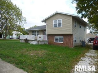 105 W Main St, Concord, IL 62631