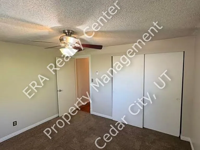 282 S Dewey Ave #A — Photo 16