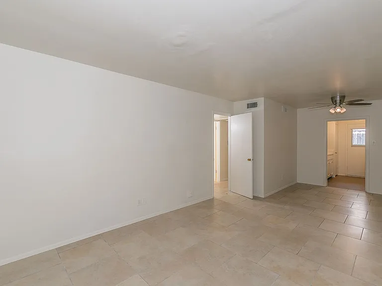 4808 Bryce Ave #4 — Photo 13