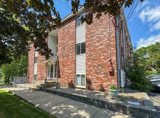 212 Fisher St APT A7, North Attleboro, MA 02760