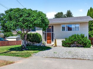 2572 Fleetwood Ave, Kamloops, BC V2B 4S9