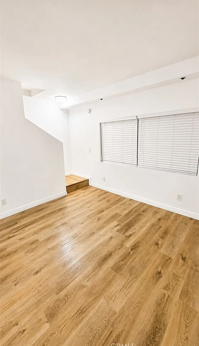 2 bed, 987 sqft, $2,790 — Photo 3