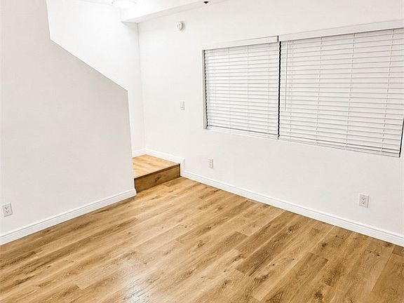 3rd image of 7900 Woodman Ave APT 105