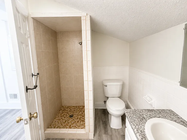 1808 Avenue V — Photo 6