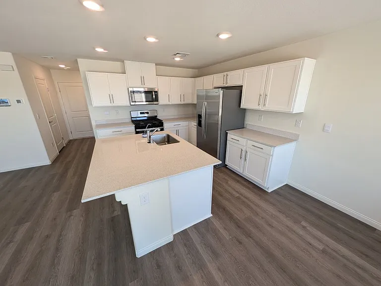5658 Mesa Sedona St — Photo 7