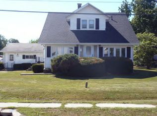 365 E Main St, Warrensburg, IL 62573