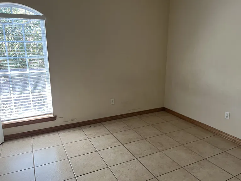 1708 Monroe St #203 — Photo 6