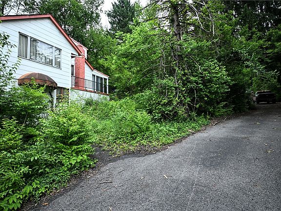 3rd image of 12 Forsythe Rd