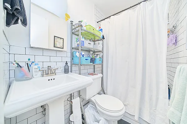 Rented by Living New York | media 16