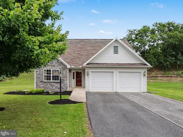 492 Princeton Rd, Harrisburg, PA 17111