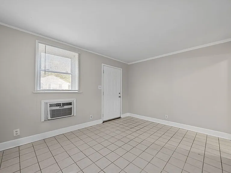 432 Circle Dr — Photo 3