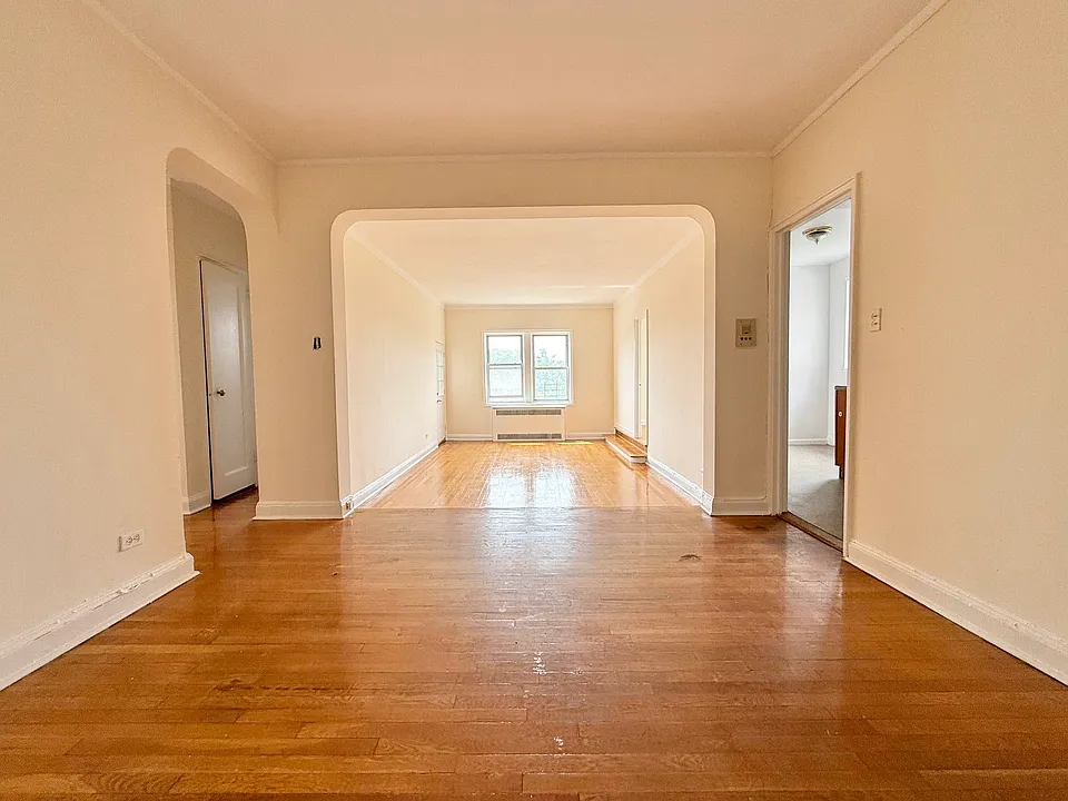 1620 Avenue I #516