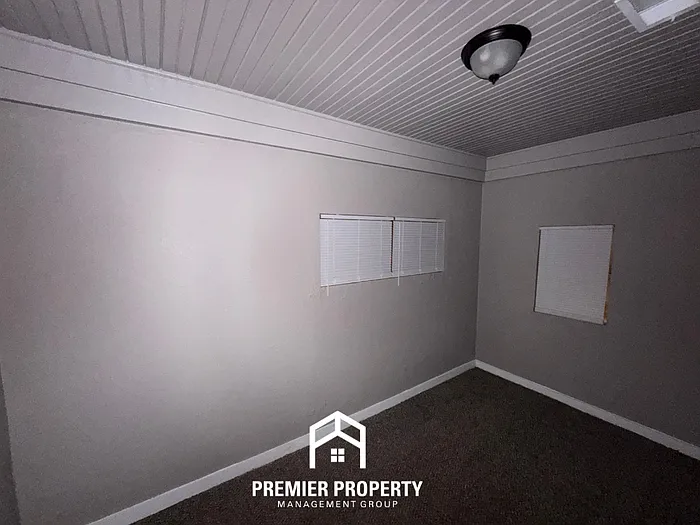 2261 Alameda Cv — Photo 7