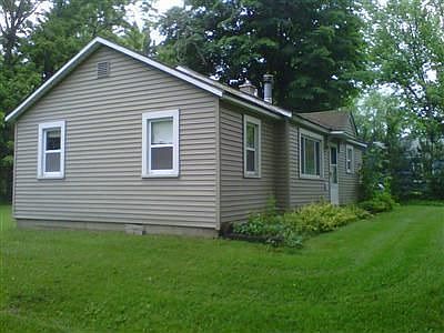 2nd image of 10438 N 32nd St