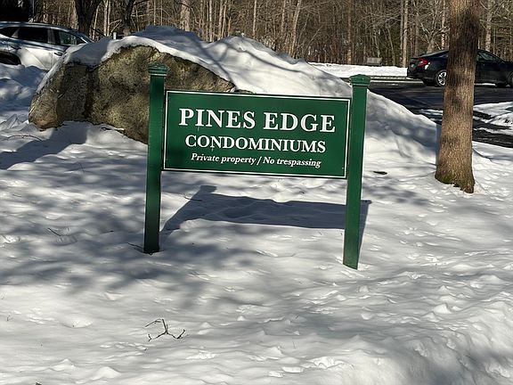 3rd image of 88 Pines Edge Dr