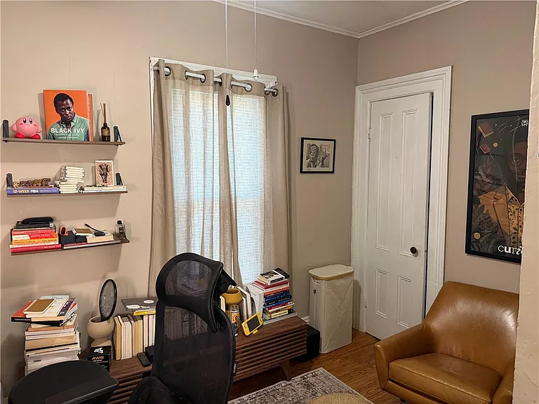 69 Averill Ave — Photo 11