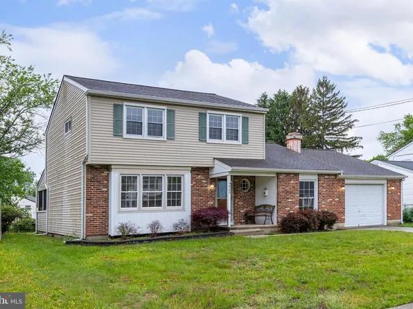 608 Linda Ave, Blackwood, NJ 08012