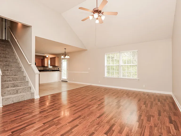 852 Dover Glen Dr — Photo 7
