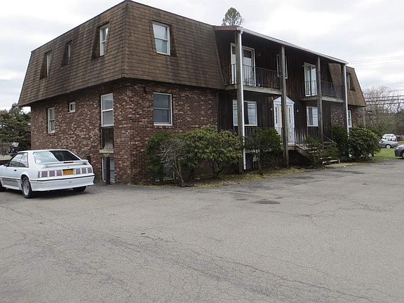 2nd image of 1777 Central Ave APT 1
