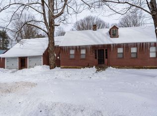 15 Meetinghouse Hill Rd, Brookline, NH 03033