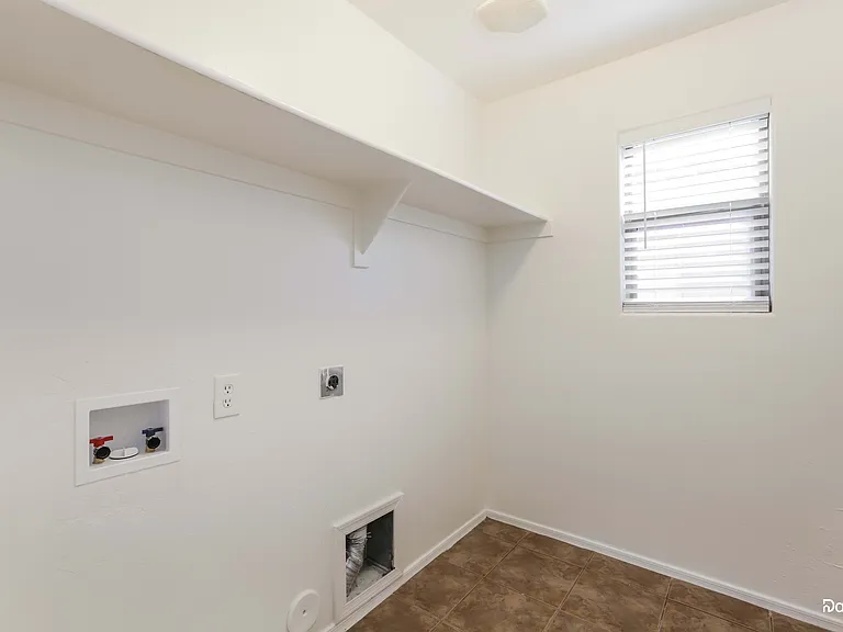 9314 W Williams St — Photo 14