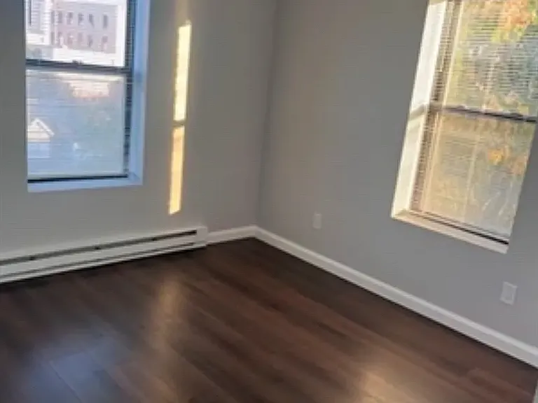 56 Johnson St #11 — Photo 4