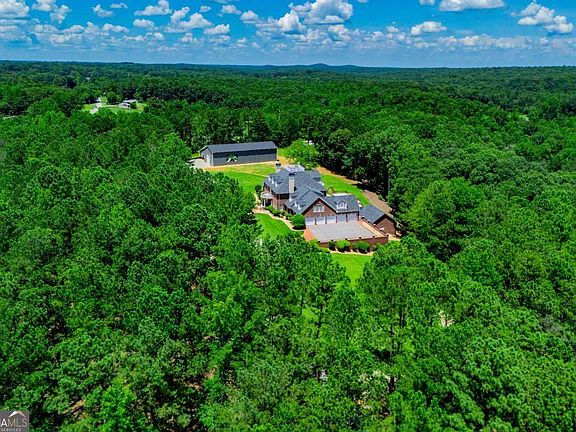 5th image of 415 Miller Academy Rd