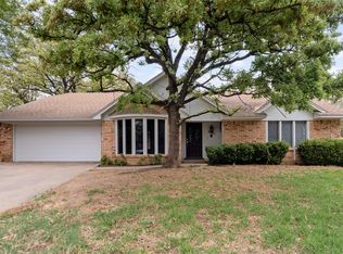 4801 Rock Ridge Ct, Arlington, TX 76017