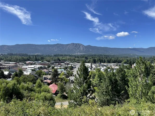 200 W Fourth Street, Cle Elum, WA 98922