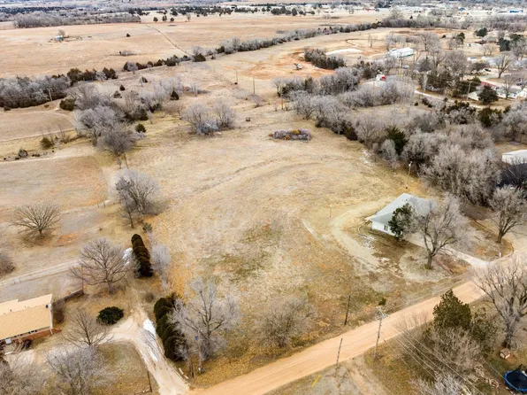 0 N Chariton St, Kingman, KS 67068