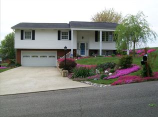 125 Lynn Knls, Scott Depot, WV 25560