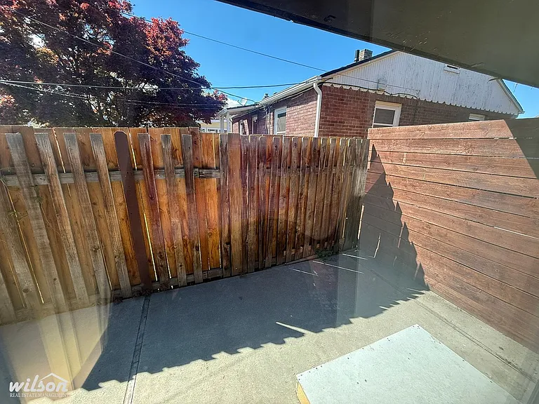 1416 Garfield Ave — Photo 10