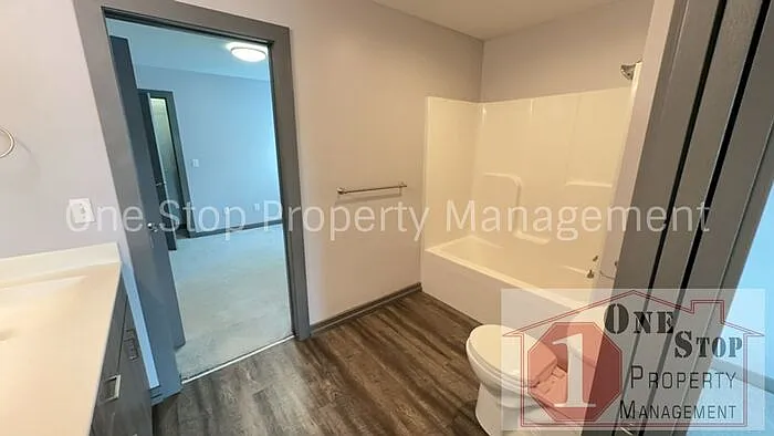 1232 NW 77th St — Photo 16