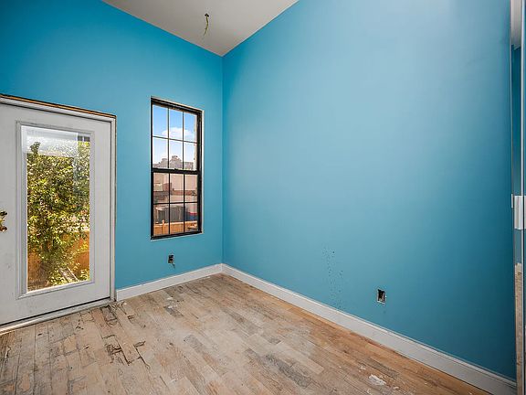 5th image of 341 Essex St