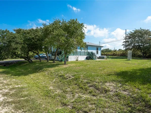 48 Redfish Dr, Rockport, TX 78382