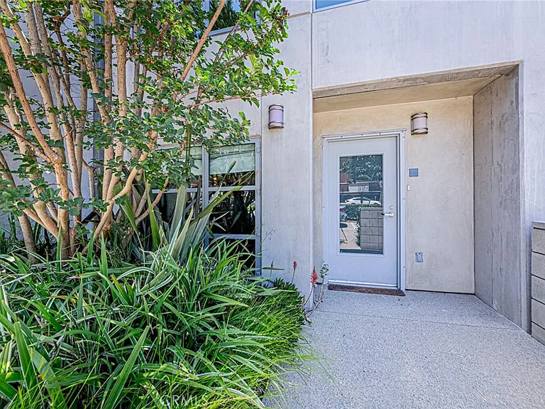 11500 Tennessee Ave #103 — Photo 3