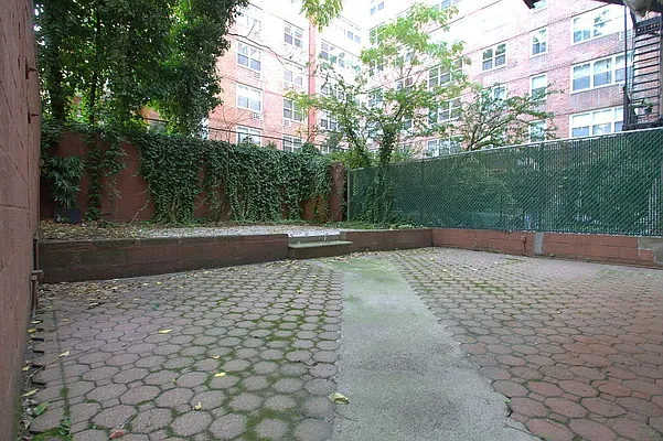 Rented by Corcoran | media 1